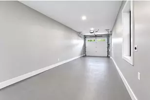 187 Columbia Ave, Jersey City, NJ 07307 - Photo 32