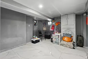 813 Montgomery St, Jersey City, NJ 07306 - Photo 4