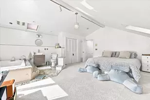 19 Hillside Rd, Manalapan Township, NJ 07726 - Photo 18