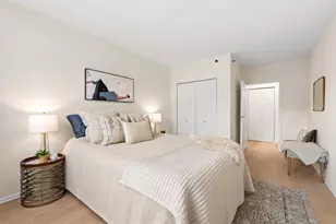 2 Constitution Ct, Hoboken, NJ 07030 - Photo 10
