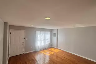 12 Bayview Ave, Jersey City, NJ 07305 - Photo 4