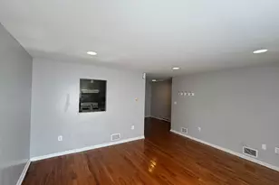 12 Bayview Ave, Jersey City, NJ 07305 - Photo 8