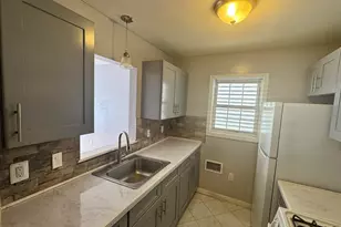 12 Bayview Ave, Jersey City, NJ 07305 - Photo 14