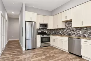 424 Whiton St, Jersey City, NJ 07304 - Photo 6