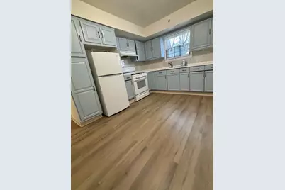 481 Avenue E, Bayonne, NJ 07002 - Photo 1