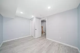 49 Jewett Ave, Jersey City, NJ 07304 - Photo 8