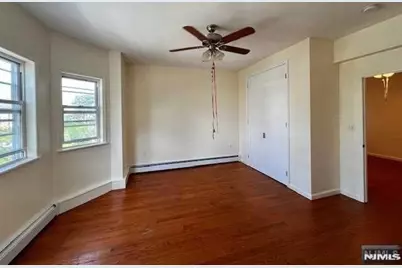 123 Oak St #APT2, Weehawken, NJ 07086 - Photo 6