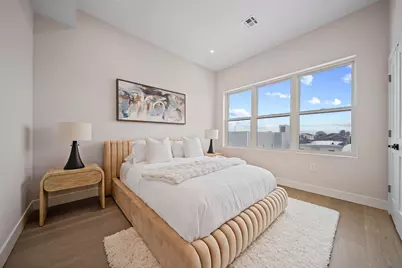 31 Graham St #2, Jersey City, NJ 07307 - Photo 6