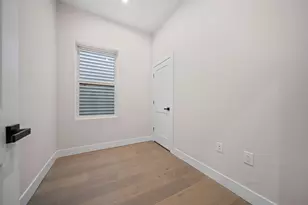 31 Graham St, Jersey City, NJ 07307 - Photo 16