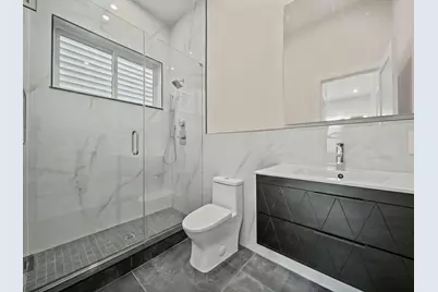 31 Graham St #2, Jersey City, NJ 07307 - Photo 12