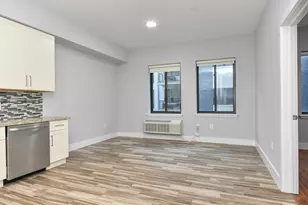 424 Whiton St, Jersey City, NJ 07304 - Photo 8