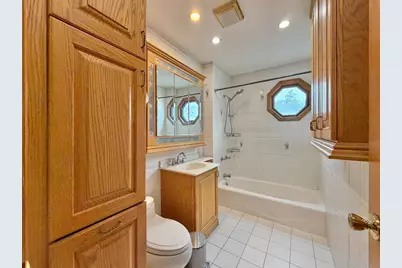 9 Elna Ct, Bayonne, NJ 07002 - Photo 26