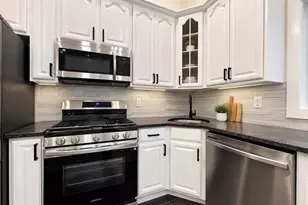 32 W 19th St, Bayonne, NJ 07002 - Photo 18