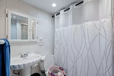 2207 Kerrigan Ave, Union City, NJ 07087 - Photo 6
