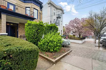 104 Highpoint Ave, Weehawken, NJ 07086 - Photo 4