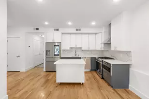 15 Graham St, Jersey City, NJ 07307 - Photo 6