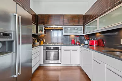 650 Montgomery St #501, Jersey City, NJ 07306 - Photo 10