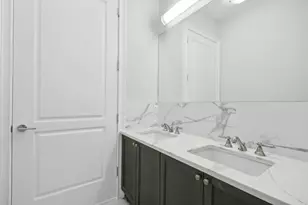 3 Somerset Ln, Edgewater, NJ 07020 - Photo 12