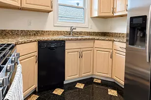 1226 46th St, North Bergen, NJ 07047 - Photo 4