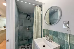 2330 5th St, Fort Lee, NJ 07024 - Photo 18