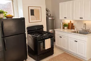 2 Reed St, Jersey City, NJ 07304 - Photo 4