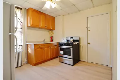 127-129 West 3rd St #2, Bayonne, NJ 07002 - Photo 4