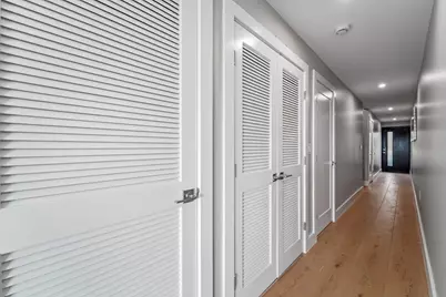 187 Columbia Ave, Jersey City, NJ 07307 - Photo 16
