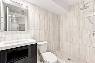 175 Van Horne St, Jersey City, NJ 07304 - Photo 34