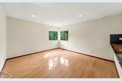 484 Teal Plaza #484, Secaucus, NJ 07094 - Photo 20