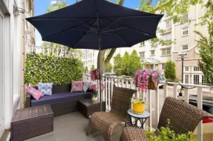 208 Shearwater Ct W, Jersey City, NJ 07305 - Photo 14