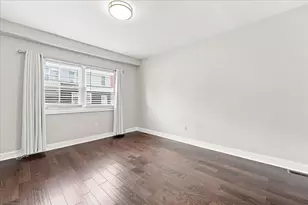 102 5 Congress St, Jersey City, NJ 07307 - Photo 14