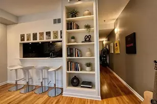 227 Christopher Columbus Dr, Jersey City, NJ 07302 - Photo 2