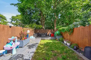 106 Astor Pl, Jersey City, NJ 07304 - Photo 28