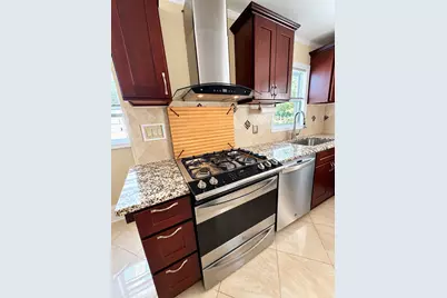 19 Locust Ave, Kearny, NJ 07032 - Photo 28