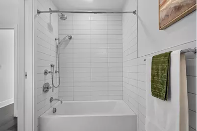 380 Newark Ave #607, Jersey City, NJ 07302 - Photo 14