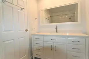 205 10th St, Jersey City, NJ 07302 - Photo 12