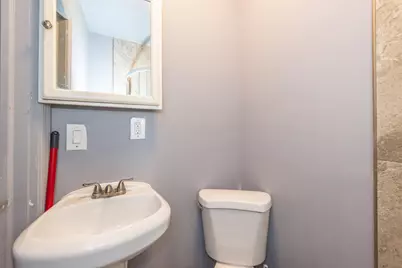 132 Terrace Ave, Jersey City, NJ 07307 - Photo 18