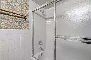 536 Teal Plaza, Secaucus, NJ 07094 - Photo 20
