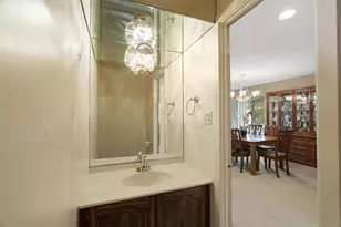 536 Teal Plaza, Secaucus, NJ 07094 - Photo 4