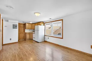 810 2nd St, Secaucus, NJ 07094 - Photo 2