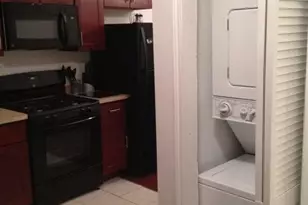689 Bergen Ave, Jersey City, NJ 07304 - Photo 2