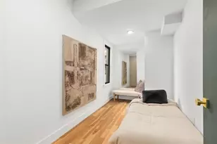 297 New York Ave, Jersey City, NJ 07307 - Photo 10