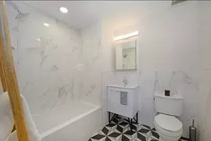370 1st St, Jersey City, NJ 07302 - Photo 14