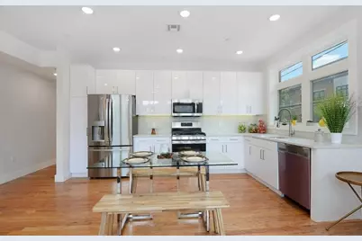 370 1st St #403, Jersey City, NJ 07302 - Photo 8