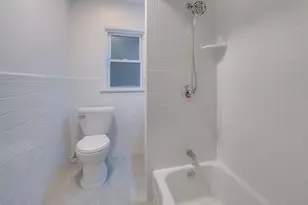 121 W 12th St, Bayonne, NJ 07002 - Photo 8