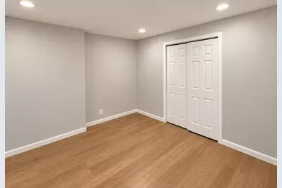 794 Ocean Ave, Jersey City, NJ 07304 - Photo 8