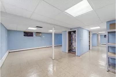 81 Country Village Rd, Jersey City, NJ 07305 - Photo 48