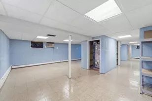 81 Country Village Rd, Jersey City, NJ 07305 - Photo 48