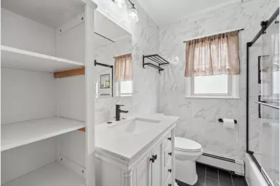 81 Country Village Rd, Jersey City, NJ 07305 - Photo 18