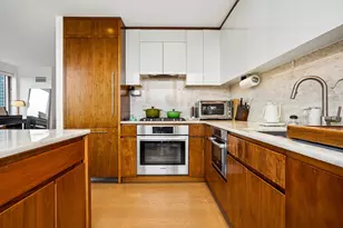 75 Park Ln S, Jersey City, NJ 07310 - Photo 10